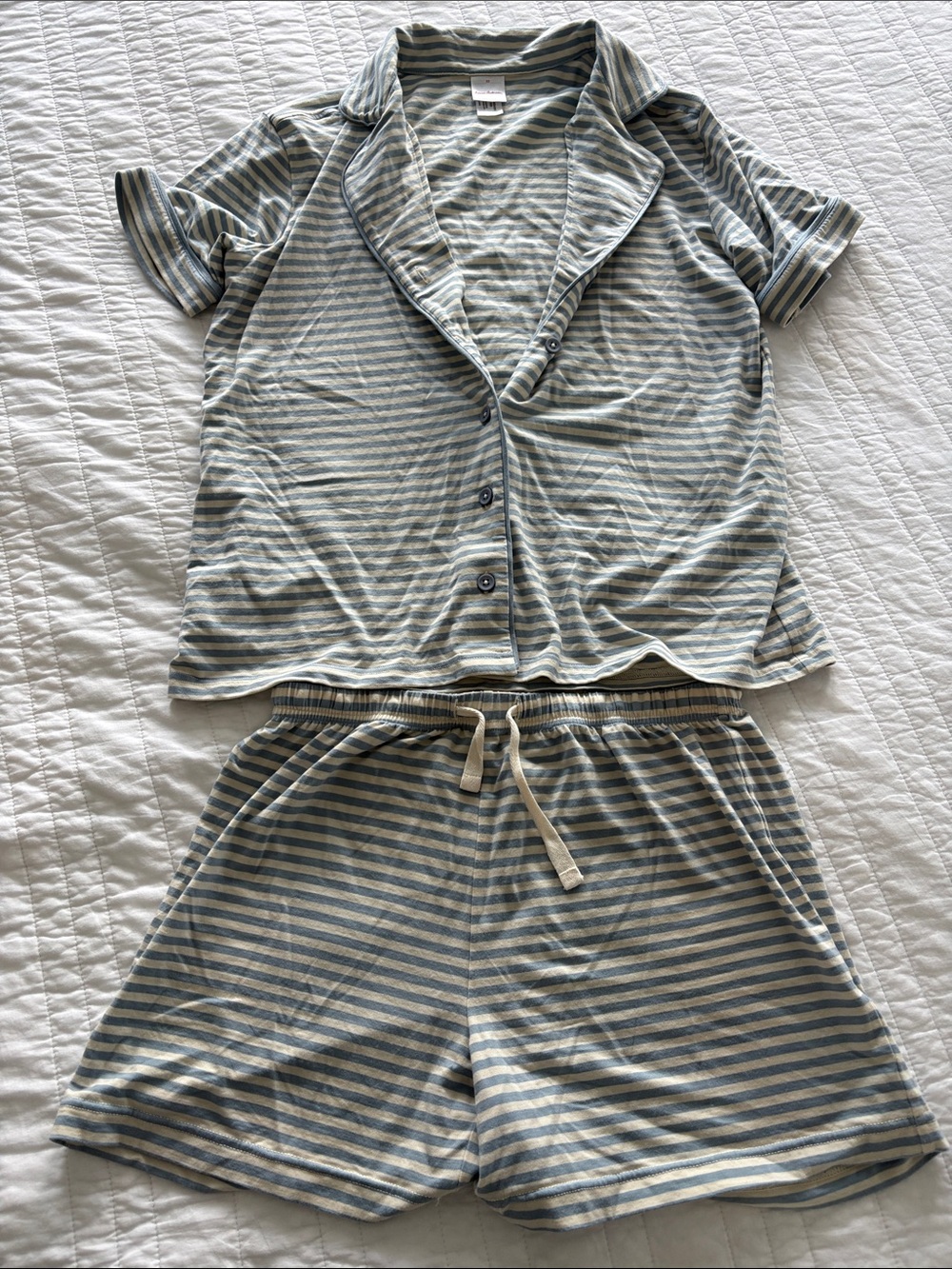 Hanna Andersson Blue and Cream Striped Short Pajama Set - HannaSoft